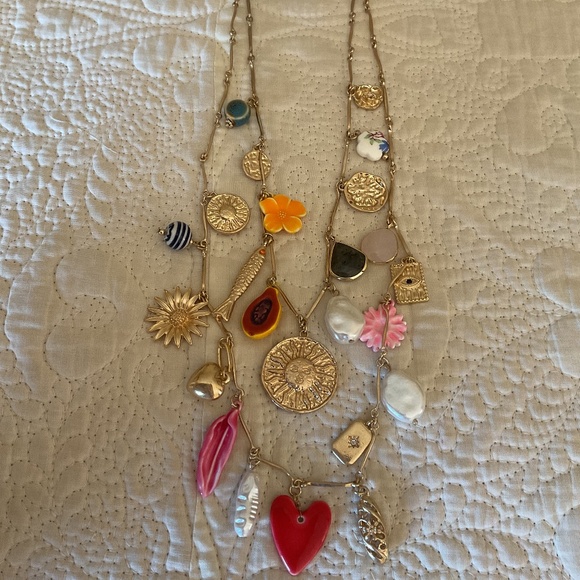 NWT Gold Tone Metal Colorful Charms Double Strand Beautiful Necklace - Picture 4 of 11